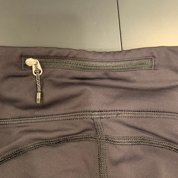 Lululemon leggings brand new condition - Picture 8 of 12
